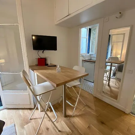 Alerte Bien Rare ! Studio Avec Terrasse * Paris