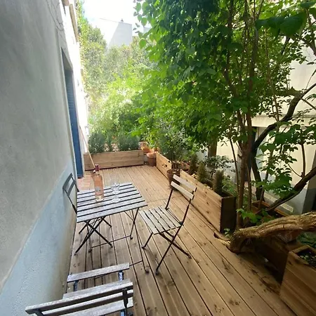 Alerte Bien Rare ! Studio Avec Terrasse *