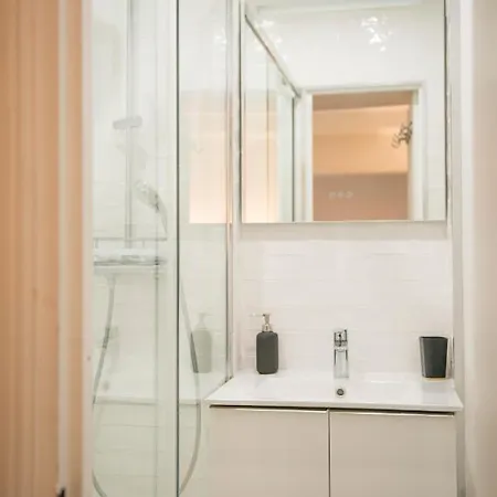 Alerte Bien Rare ! Studio Avec Terrasse Apartment *